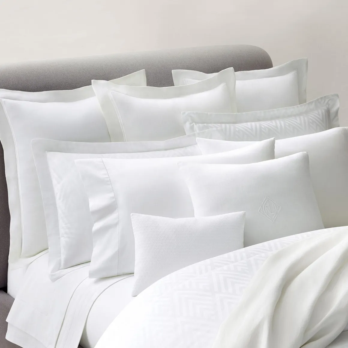 Yves Delorme Coussin Penthouse- Coussins
